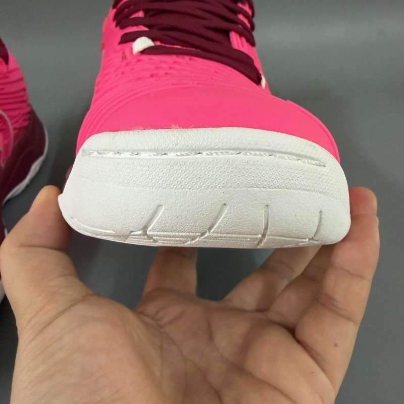 Professionele tennisschoenen v - Table Tennis Form recensie en prijs